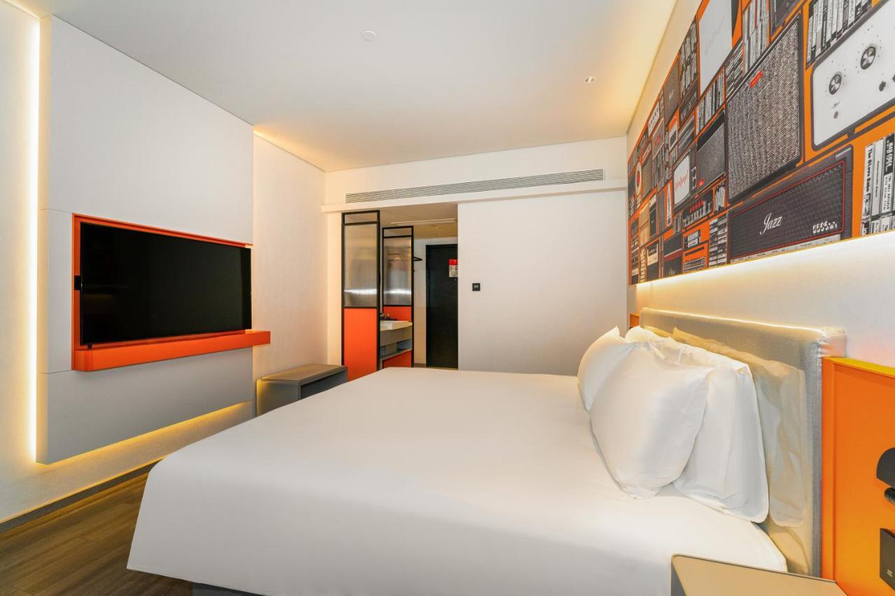 Ibis Styles Hotel - 260M From Guangji Street Subway Station Xi'an  Extérieur photo